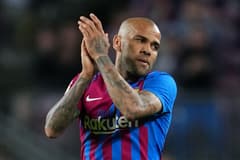 Dani Alves, Barcelona, 2021/22