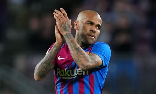 Dani Alves, Barcelona, 2021/22