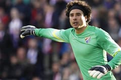 Guillermo Ochoa, Málaga