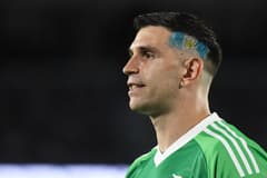 Emiliano Martinez, Argentina, Aston Villa, 2024/25