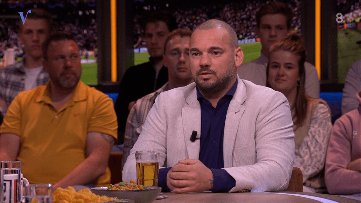 Wesley Sneijder, Wesley Sneijder Veronica Offside