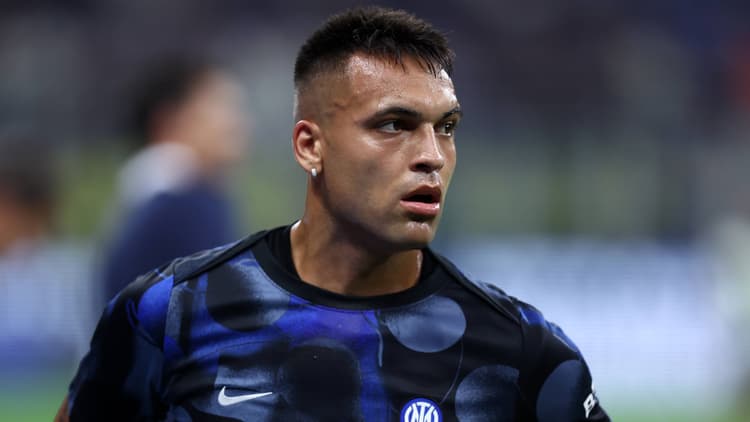 Lautaro Martinez in dienst van Inter