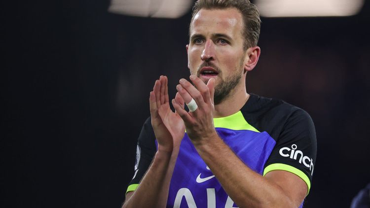 Harry Kane claps the fans