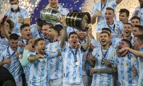 Lionel Messi lifts 2021 Copa America trophy for Argentina