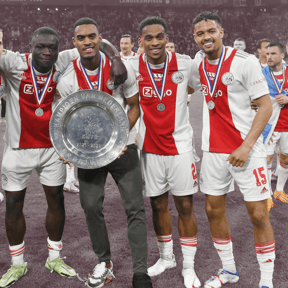 ‘Best voetballende team ter wereld’ wil transferdeal met Ajax sluiten