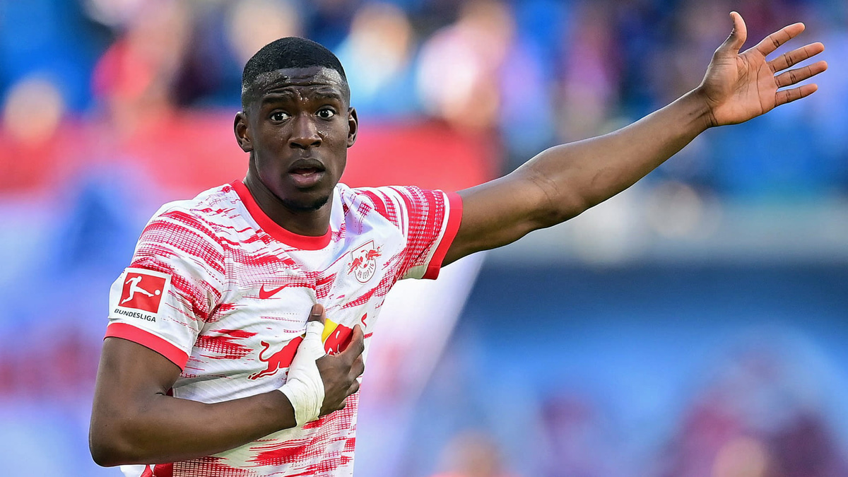 Nordi Mukiele playing for RB Leipzig