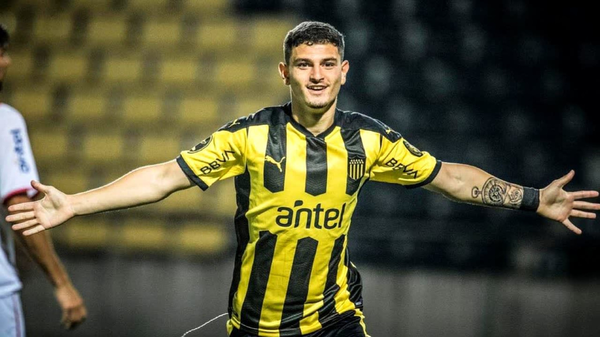 Agustin Alvarez