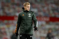 Donny van de Beek defended again by Solskjaer after another lacklustre display