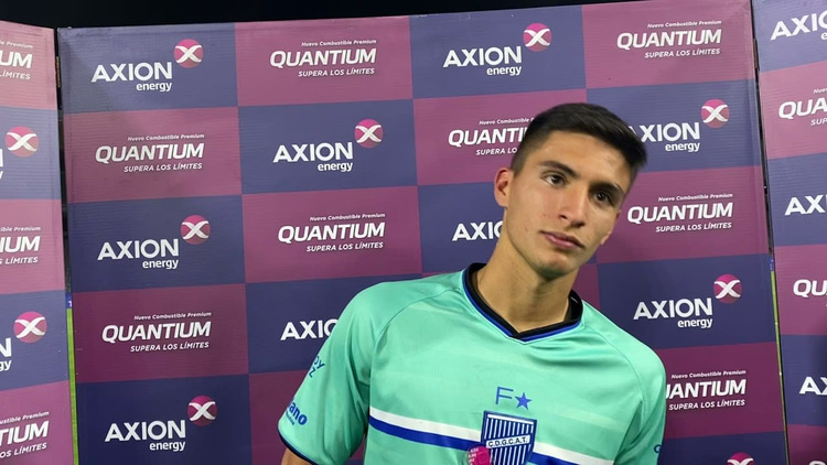 Ezequiel Bullaude moet de nieuwe aanvallende middenvelder van Feyenoord worden.