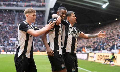 Lewis Hall, Alexander Isak, Bruno Guimaraes, Newcastle, 2024/25