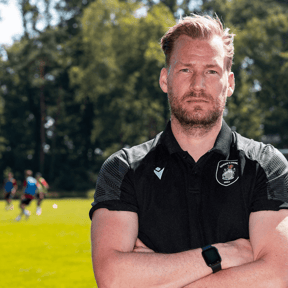 Daar is de bevestiging: Ajax legt Marijn Beuker vast tot medio 2028