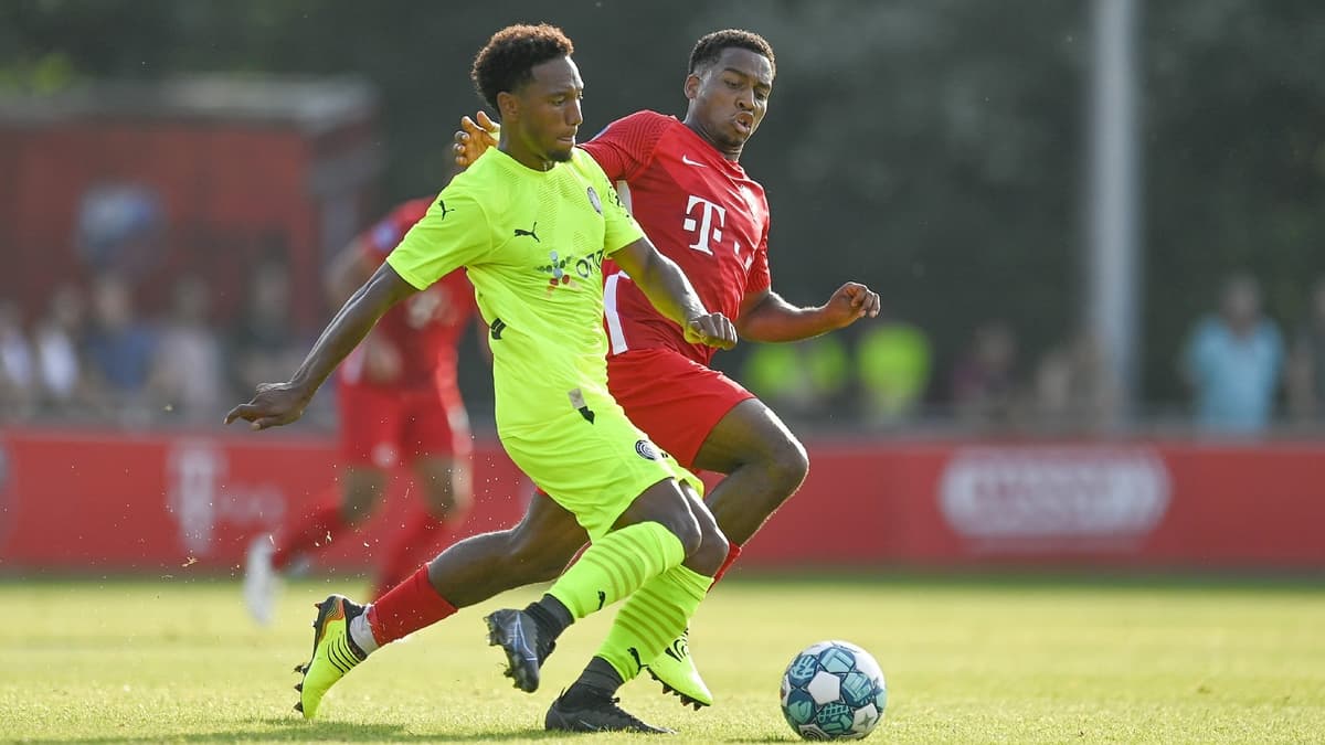 Jonathan de Guzman 2021/22