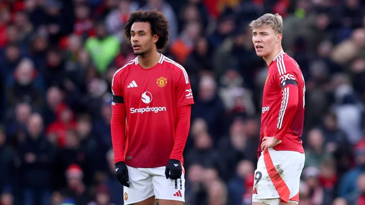 Joshua Zirkzee and Ramus Hojlund