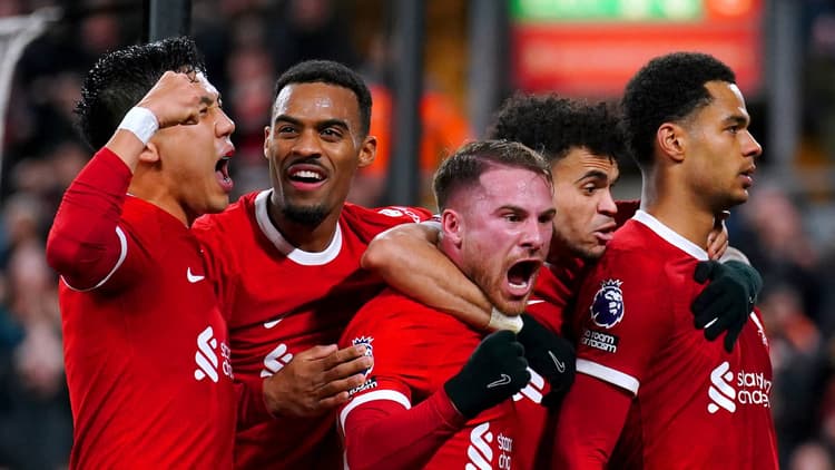 Cody Gakpo celebrates his winner against Luton
