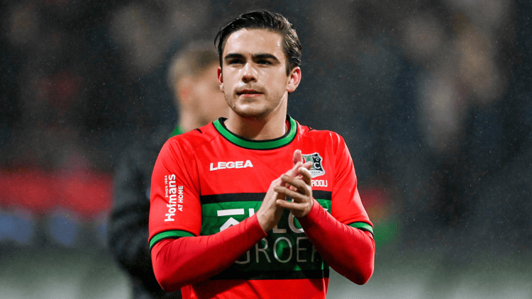 Bart van Rooij in het shirt van NEC.