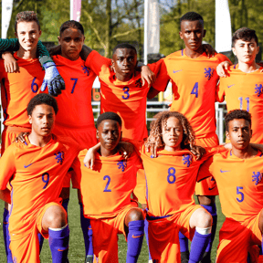 Koeman krijgt wéér nieuws: Ajacied kiest voor Turkije na 33 interlands