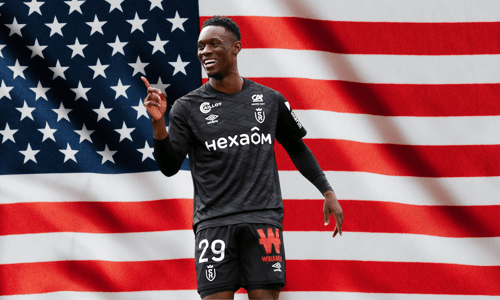 Folarin Balogun in front of the USA flag
