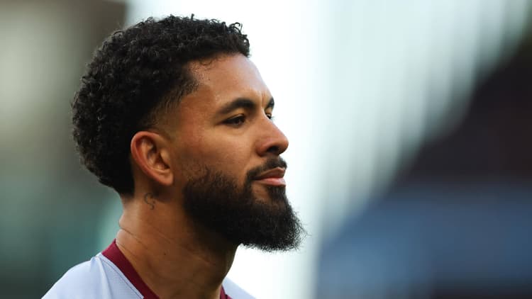 Douglas Luiz, Aston Villa