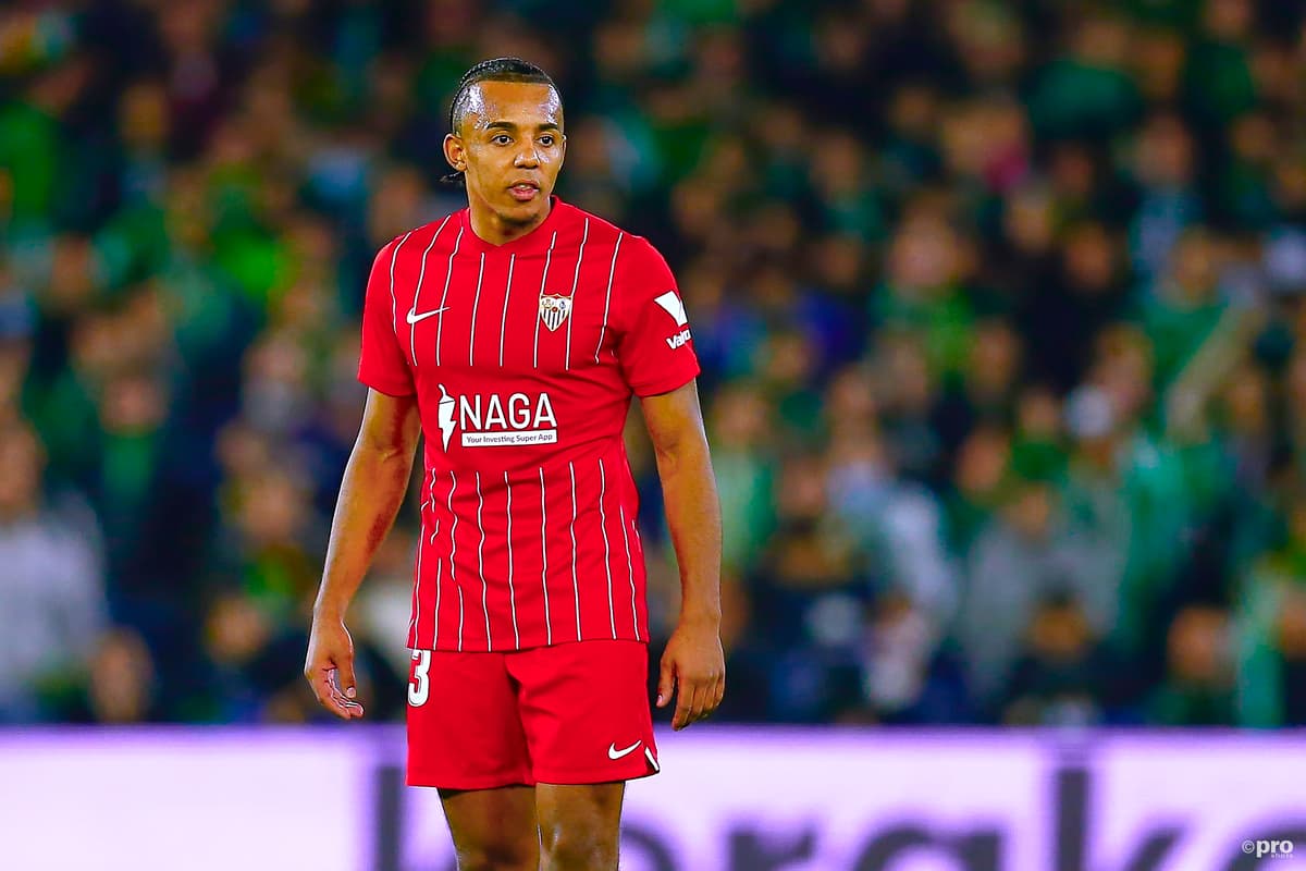 Man Utd and Chelsea both want Jules Kounde of Sevilla