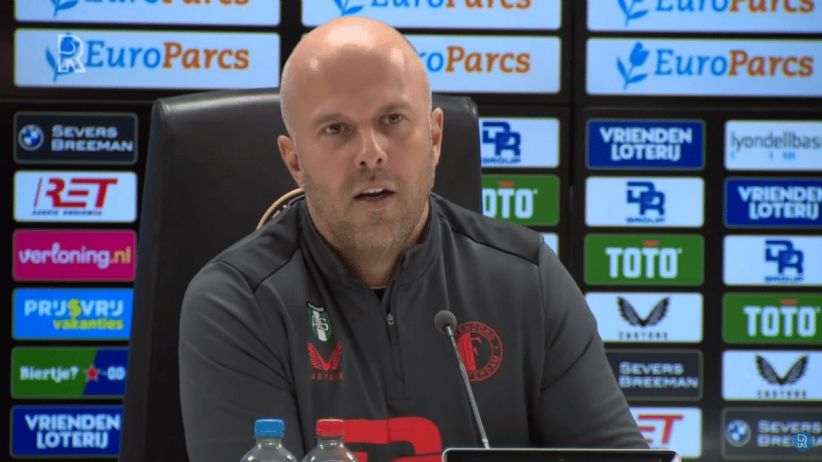 Arne Slot, Feyenoord, persconferentie 2023/24