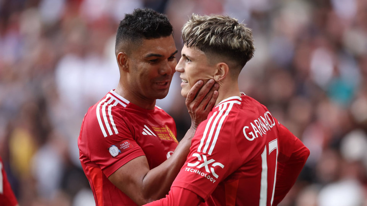 Casemiro and Alejandro Garnacho