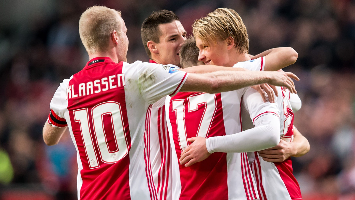 Dolberg, Cerny, Ajax