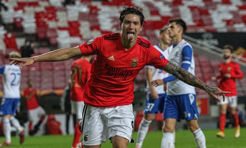 Darwin Nunez to Barca rumours intensify after club official spotted on scouting mission