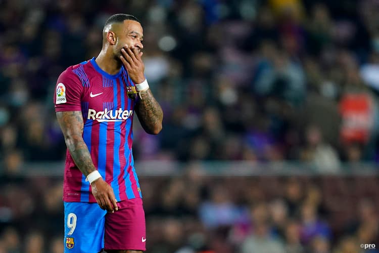 Memphis Depay could leave Barcelona this summer