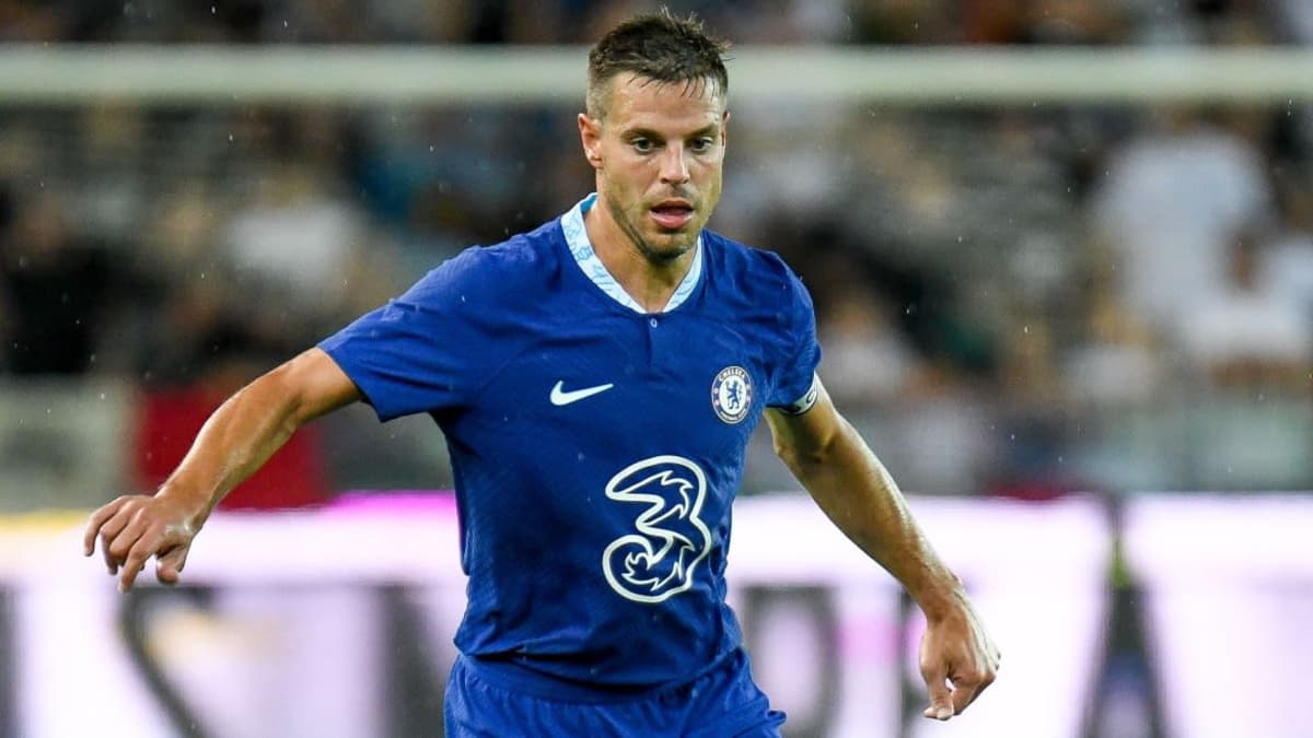 Cesar Azpilicueta playing for Chelsea
