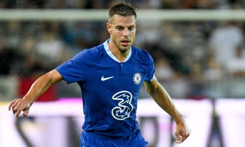 Cesar Azpilicueta playing for Chelsea