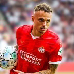 Luxeprobleem van Peter Bosz kan PSV miljoenen euro’s gaan kosten