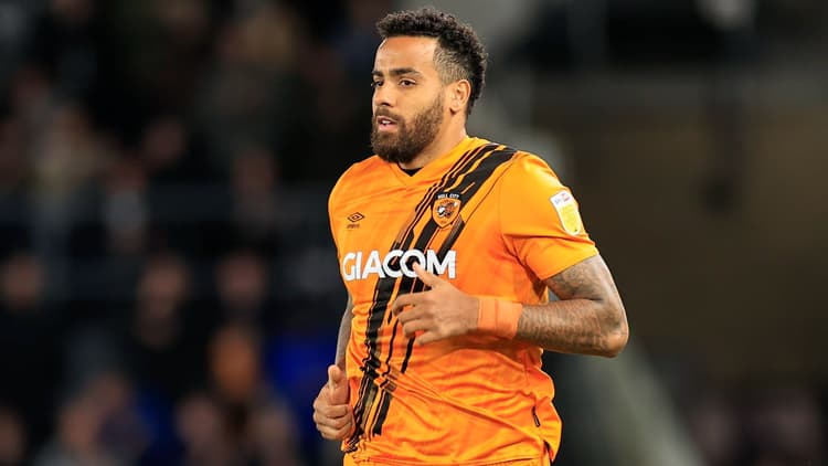 Tom Huddlestone has taken up a player-coach role at Manchester United