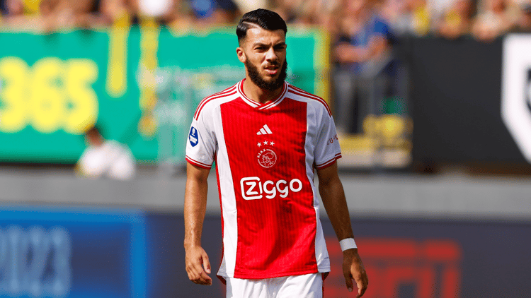 Georges Mikautadze in het shirt van Ajax.