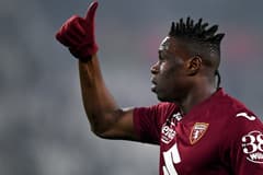 Wilfried Singo in action for Torino.