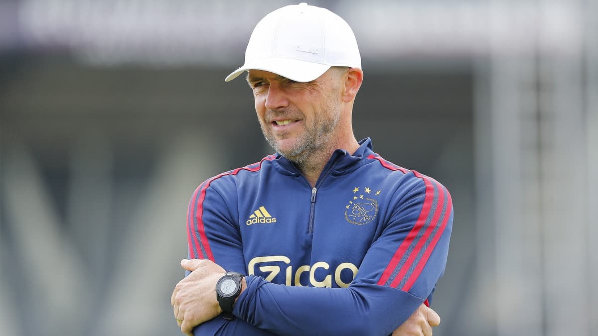 Alfred Schreuder, Ajax, 2022/23