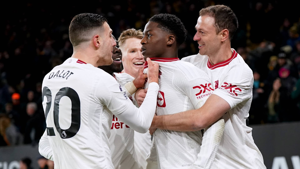 Kobbie Mainoo celebrates scoring for Man Utd against Wolves, Premier League, 2023/24