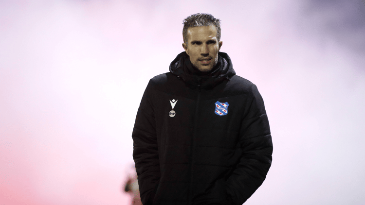 Robin van Persie als trainer van sc Heerenveen