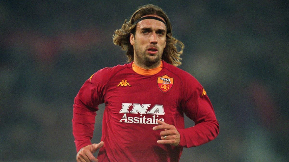Gabriel Batistuta to Roma in 2000 – Did it work? | FootballTransfers