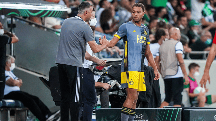 Marino Pusic moet Brian Priske opvolgen bij Feyenoord.