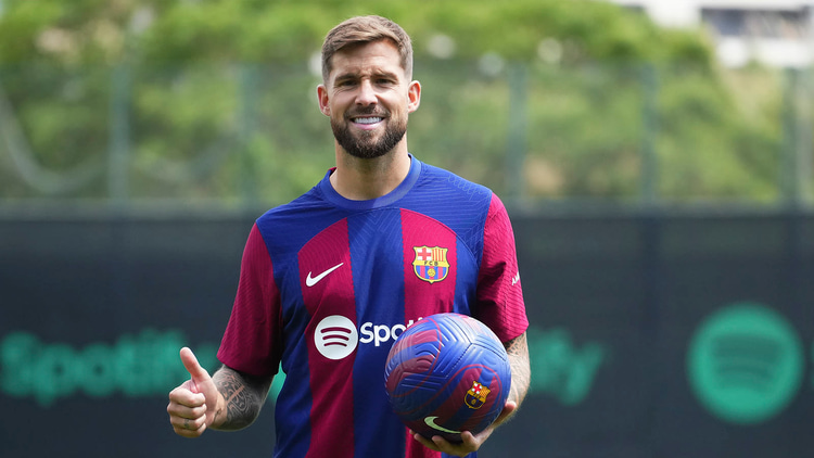 Iñigo Martínez staat wanneer hij terugkeert van zijn blessure boven Andreas Christensen in de pikorde.