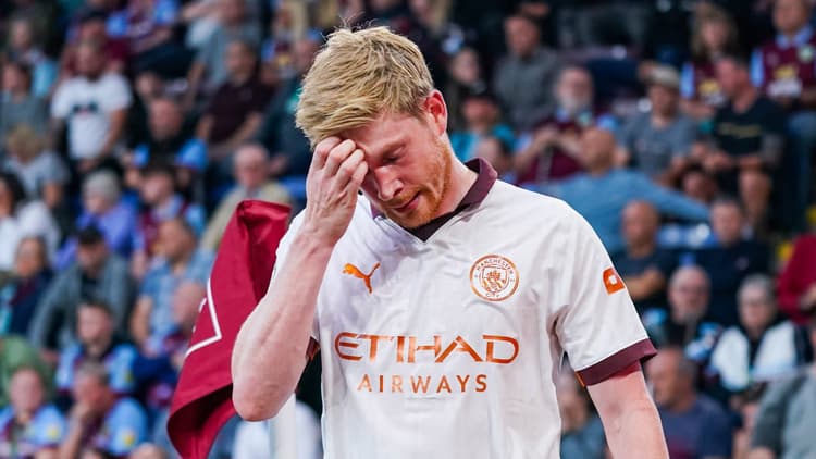 Kevin De Bruyne faces four months out with injury