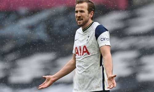 ‘A hard question to answer’ – Kane to make big transfer decision in the summer
