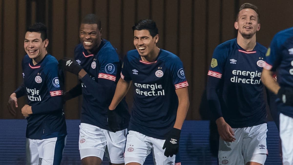Hirving Lozano, PSV