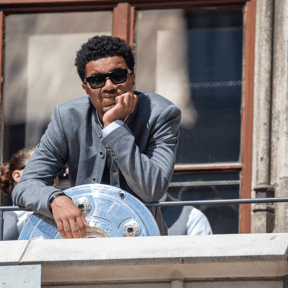 Haalt PSV de opvolger van Xavi Simons bij Bayern München vandaan?