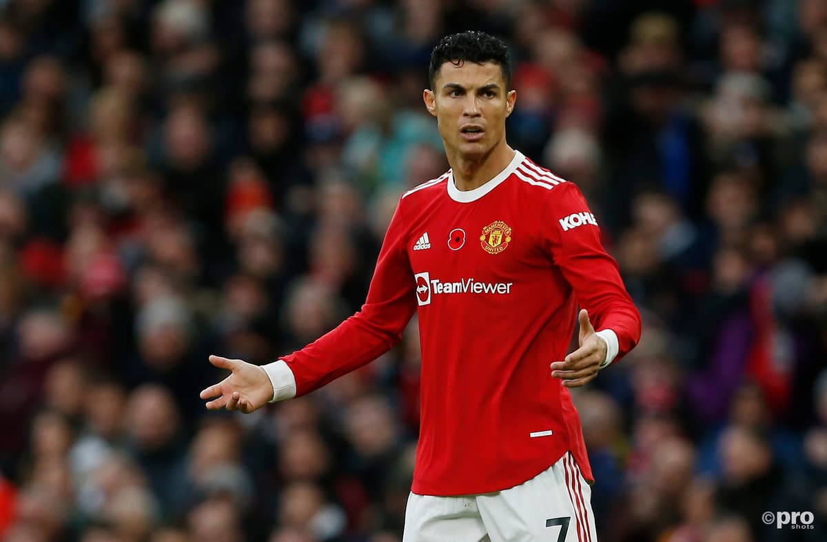 www.footballtransfers.com