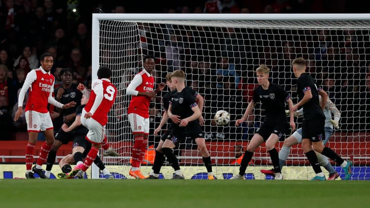 Ethan Nwaneri has a shot in the FA Youth Cup final against West Ham