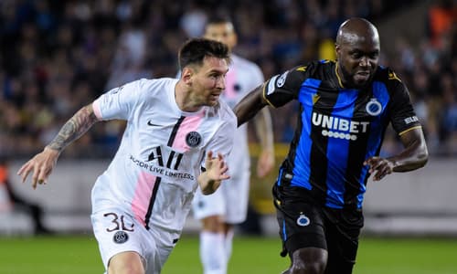 Lionel Messi in his first start for PSG versus Club Brugge