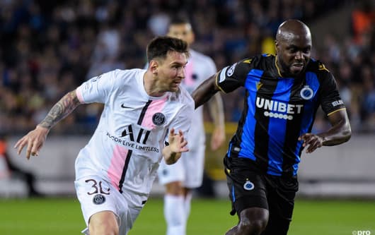 Lionel Messi in his first start for PSG versus Club Brugge