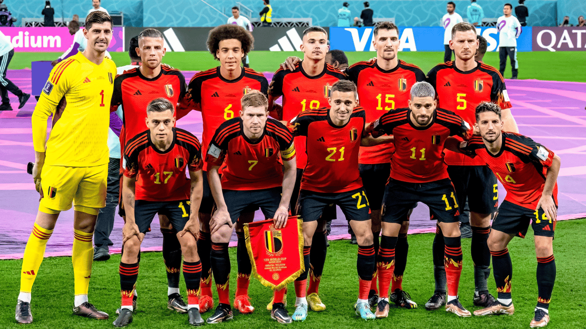 België, teamfoto, Courtois, Meunier, Mertens, De Bruyne, Witsel, Vertonghen, Alderweireld, DenDoncker, Castagne