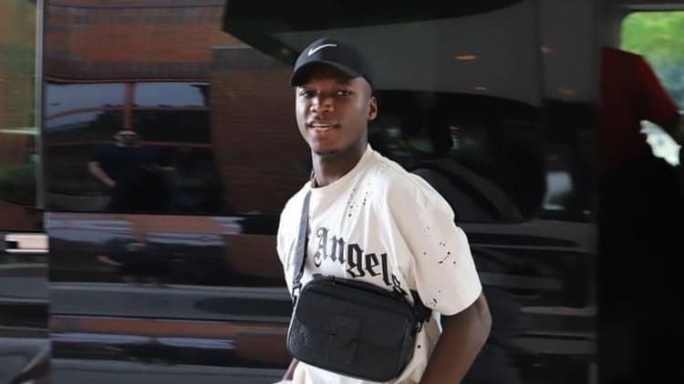 Moises Caicedo is presently on holiday in the USA (Twitter)